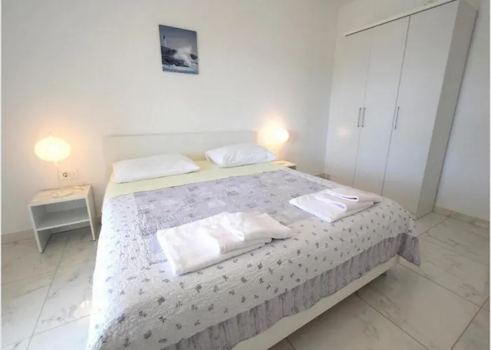 Isabella Villa Linardici